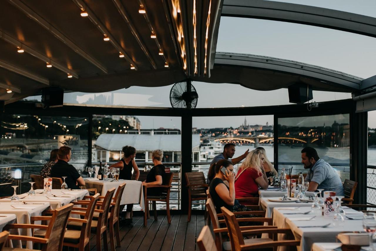 Vogue Boat Apartments Budapest Exterior foto