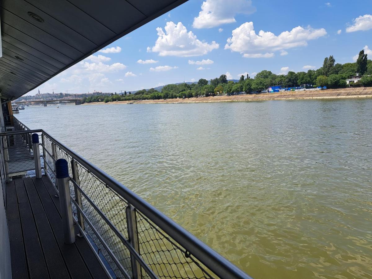 Vogue Boat Apartments Budapest Exterior foto